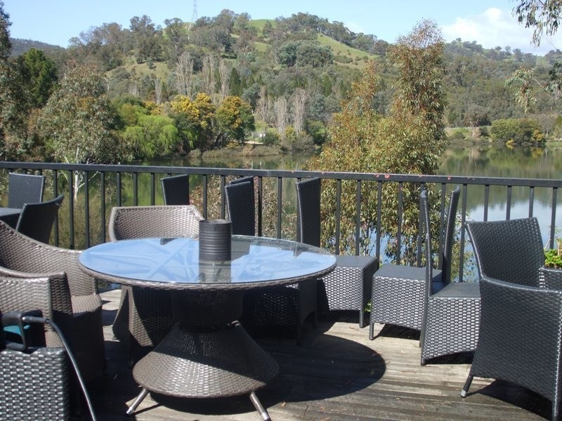 1 Riverside Drive, Eildon VIC 3713