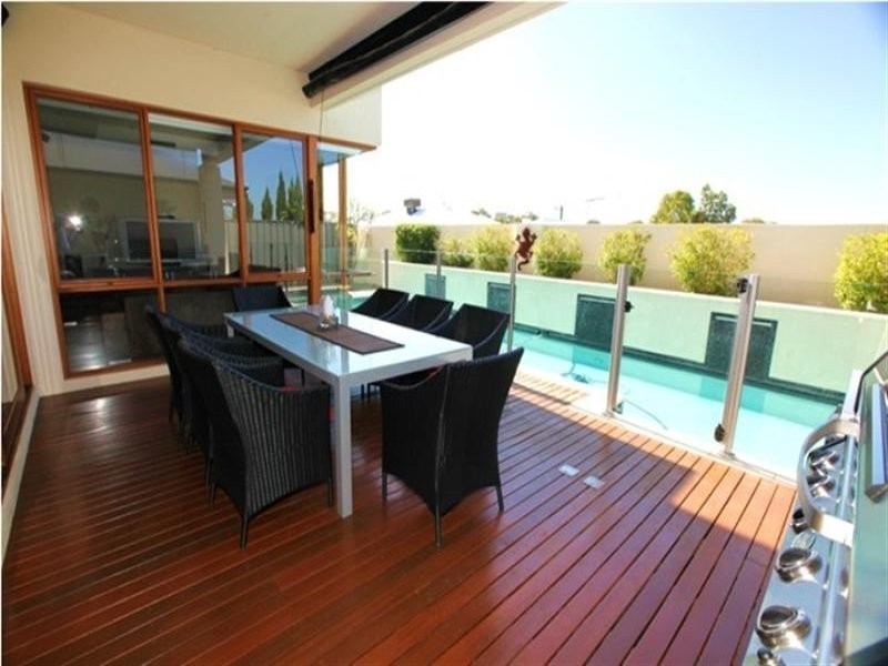 6 Driftwood Avenue, Karrinyup WA 6018