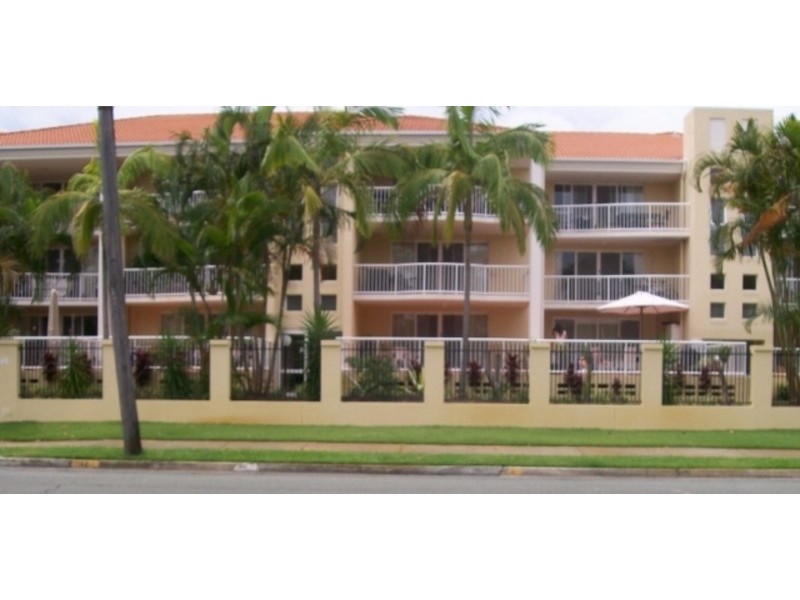 1/8-12 Dalpura Street, Chevron Island QLD 4217