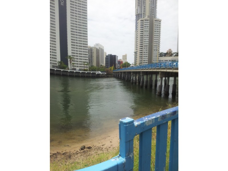 1/8-12 Dalpura Street, Chevron Island QLD 4217