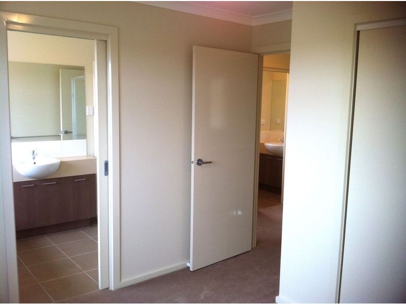 N/A N/A, Craigieburn VIC 3064