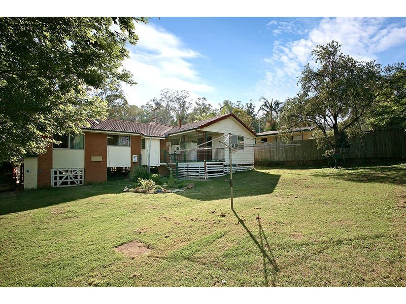 112 Old Ipswich Rd, Riverview QLD 4303