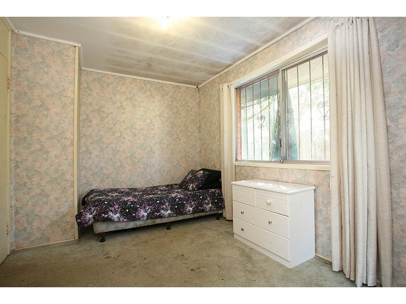 112 Old Ipswich Rd, Riverview QLD 4303