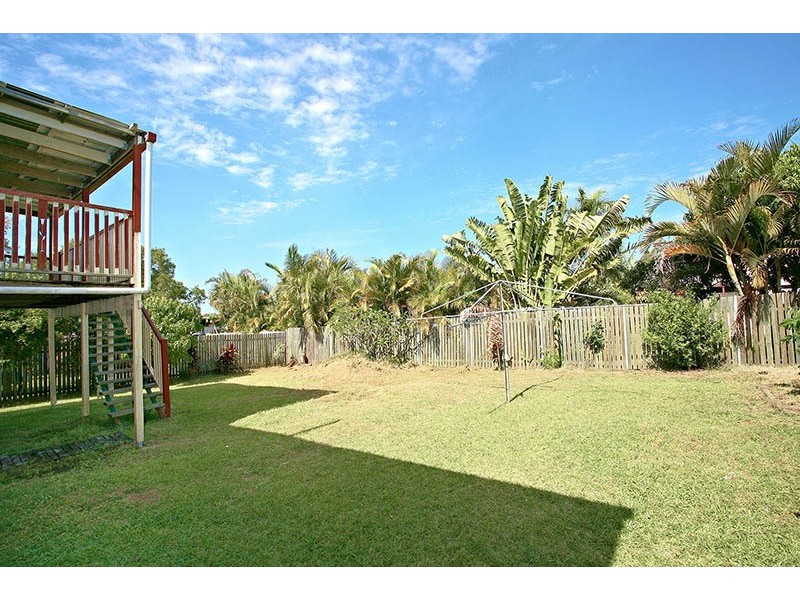 9 Greenwood St, Kingston QLD 4114