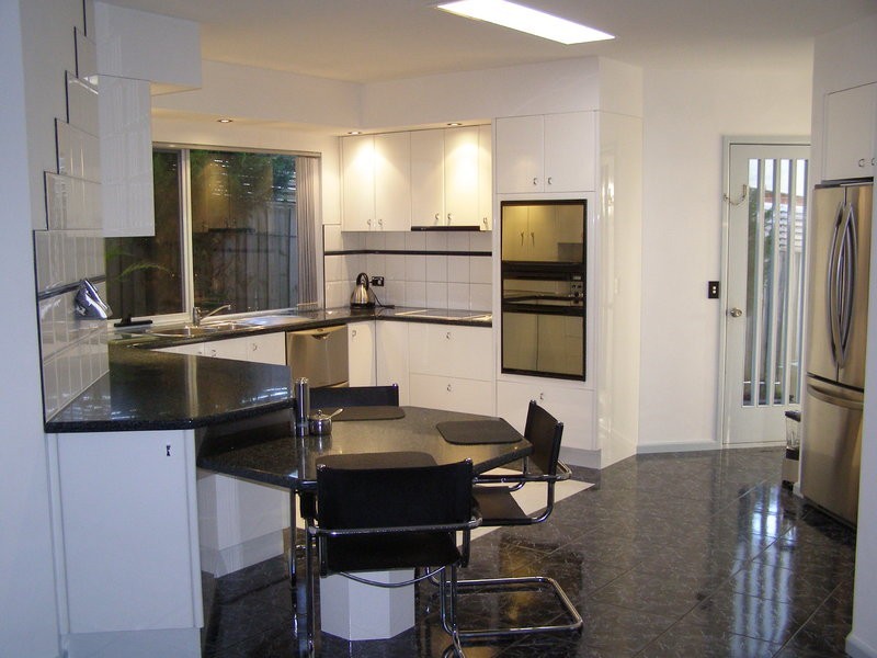 4 Taree close, Pakenham VIC 3810