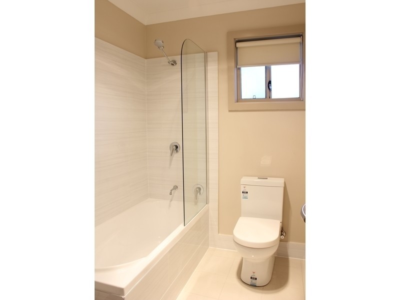 33 Feramin Ave, Whalan NSW 2770