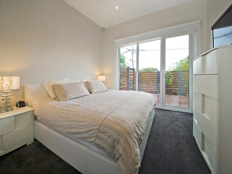 5 Summit Avenue, Hampton East VIC 3188