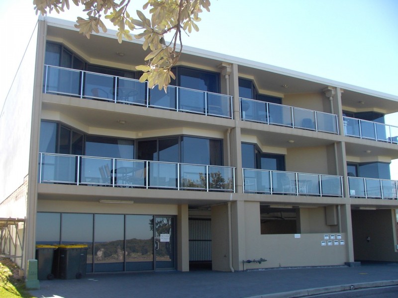2/4 Ocean Parade, Boat Harbour NSW 2316