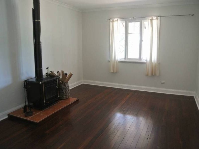 32 Addis Street, Lamington WA 6430