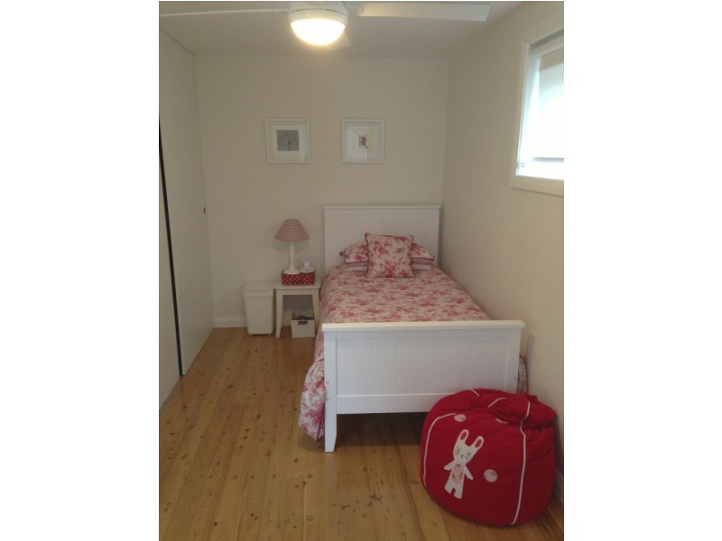 54 Curl Curl Parade, Curl Curl NSW 2096