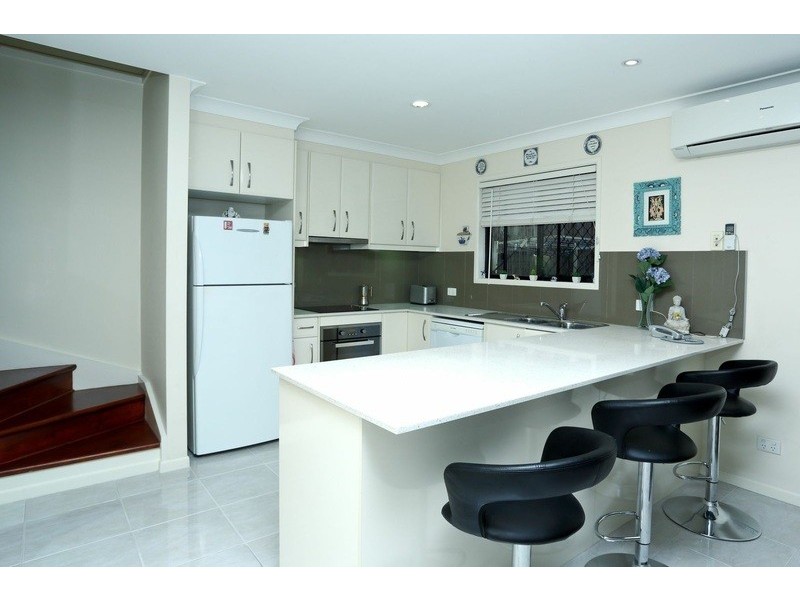 6/57 Coonan Street, Indooroopilly QLD 4068