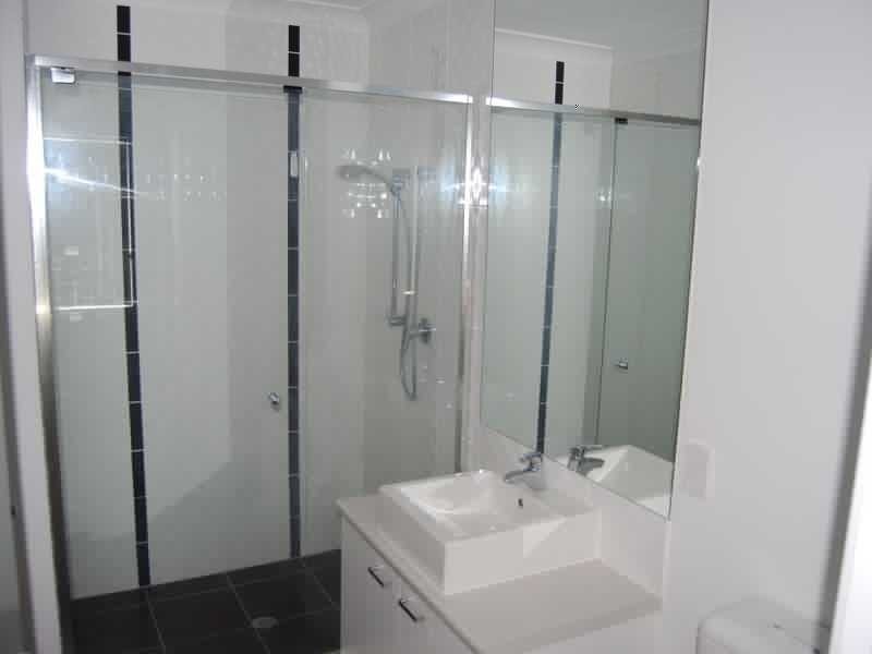 4/15-17 Lloyd Street, Southport QLD 4215
