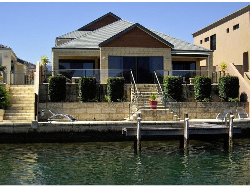 29 Brindabella Crescent, Mandurah WA 6210