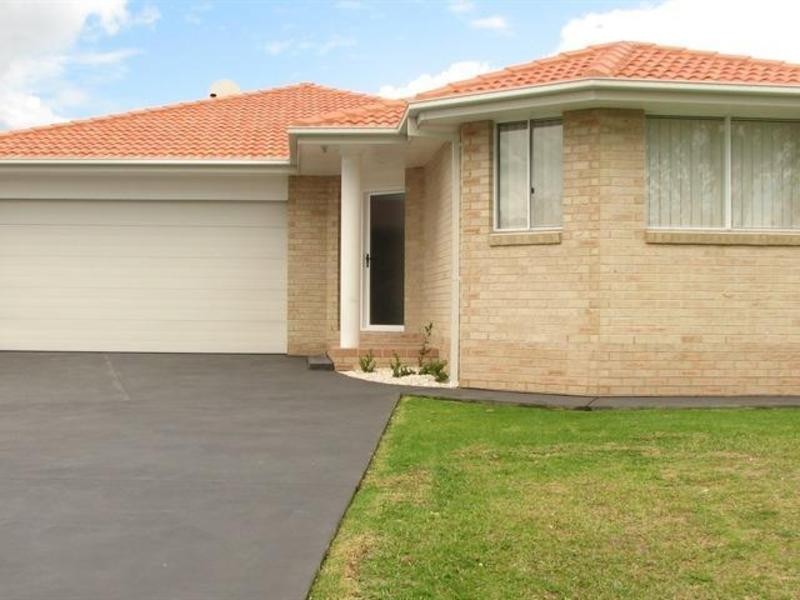 9 Sundara Close, Taree NSW 2430