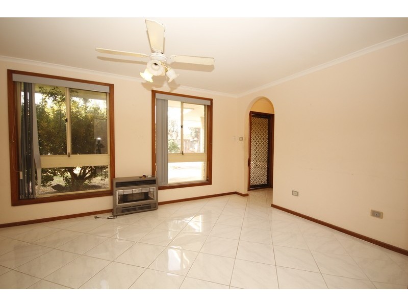 4/6 Grevillia Drive, Parafield Gardens SA 5107