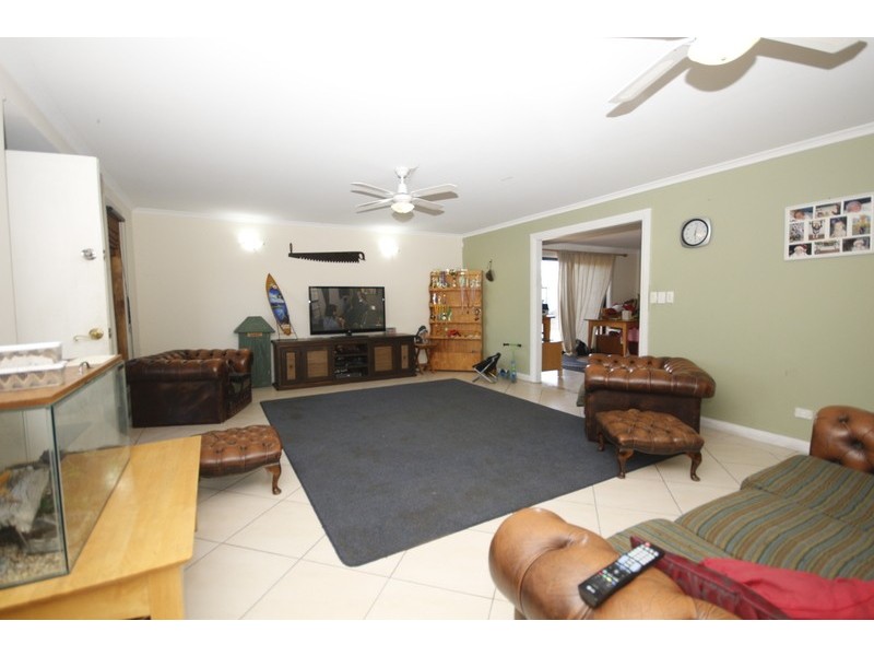 11A Beach Rd, Goolwa Beach SA 5214