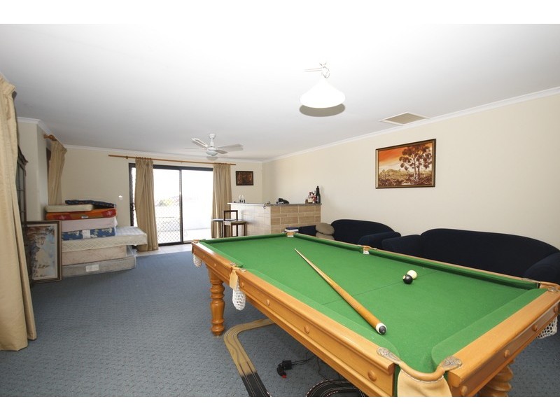 11A Beach Rd, Goolwa Beach SA 5214