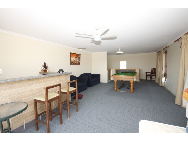 11A Beach Rd, Goolwa Beach SA 5214