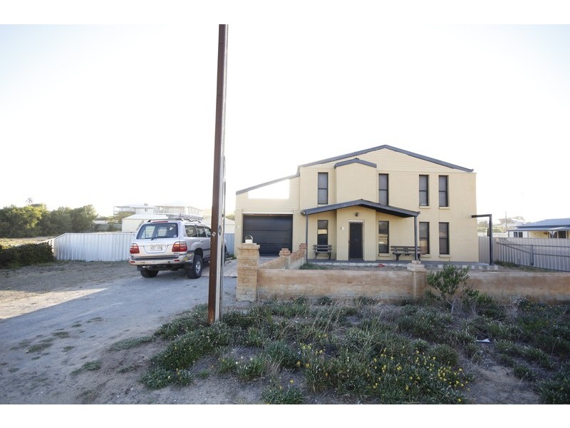 11A Beach Rd, Goolwa Beach SA 5214
