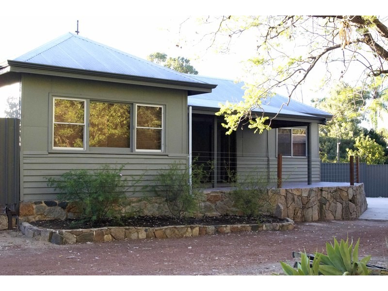 101 Buckingham Road, Swan View WA 6056