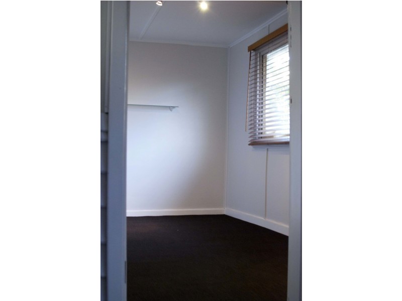 101 Buckingham Road, Swan View WA 6056