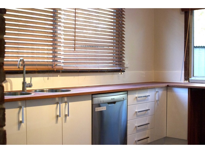 101 Buckingham Road, Swan View WA 6056