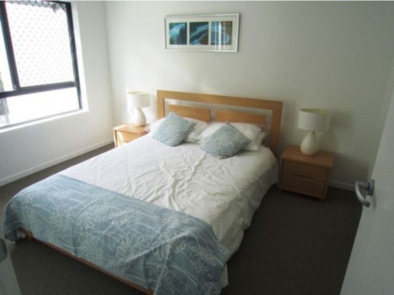 18/15-17 Lloyd Street, Southport QLD 4215