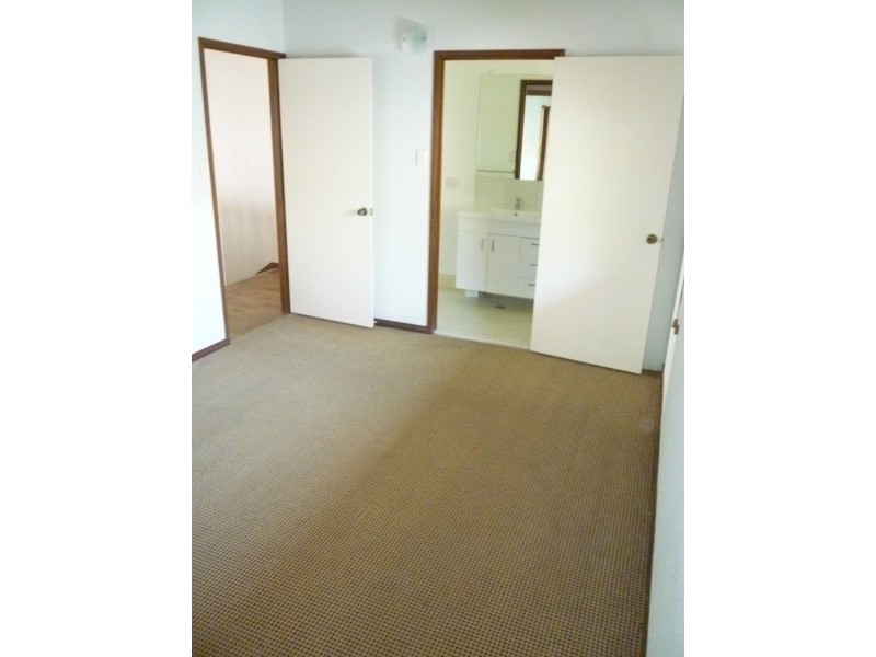 3/406 The Esplanade, Torquay QLD 4655