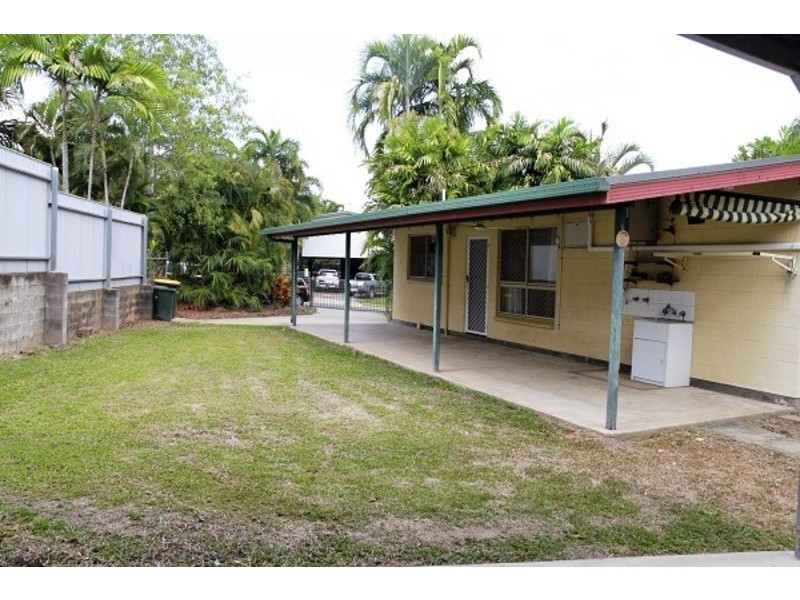 4 Songlark Street, Bakewell NT 0832