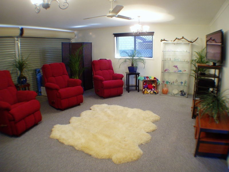 5 Pennant Drive, Point Vernon QLD 4655