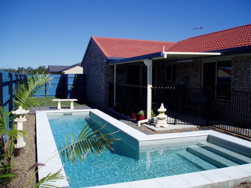 5 Pennant Drive, Point Vernon QLD 4655