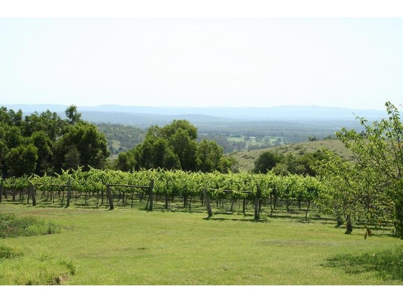 18 Millers Road, Kingaroy QLD 4610