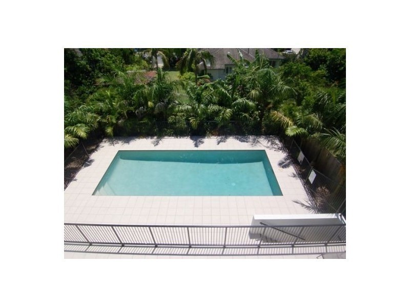 8/15-17 Lloyd Street, Southport QLD 4215