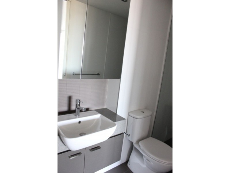 32/17 Eucalyptus Drive, Maidstone VIC 3012