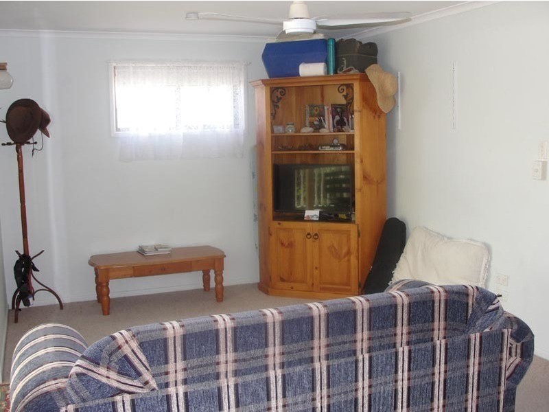 22-24 Snapper Street, Kawungan QLD 4655