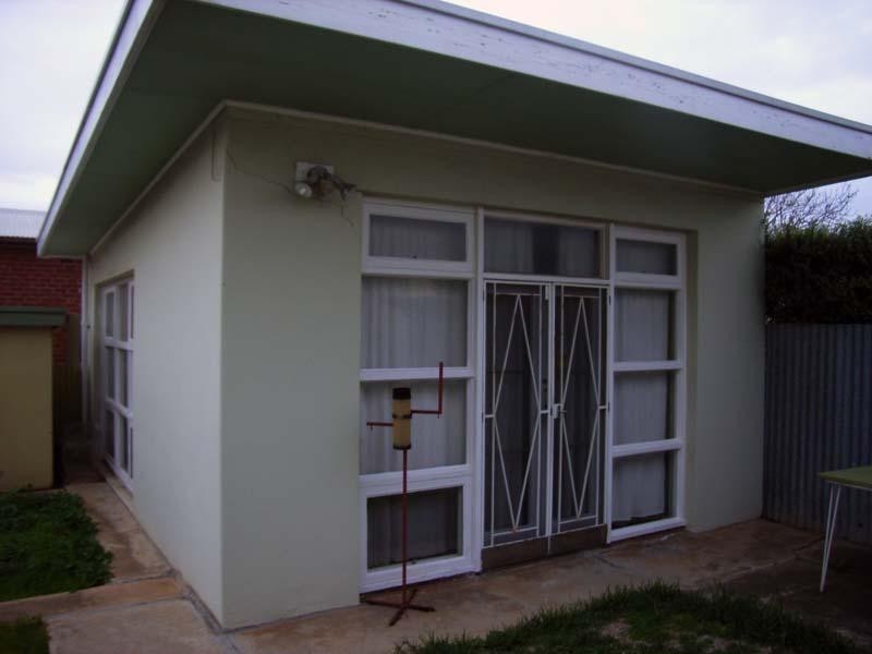 27 Bolingbroke Ave, Devon Park SA 5008