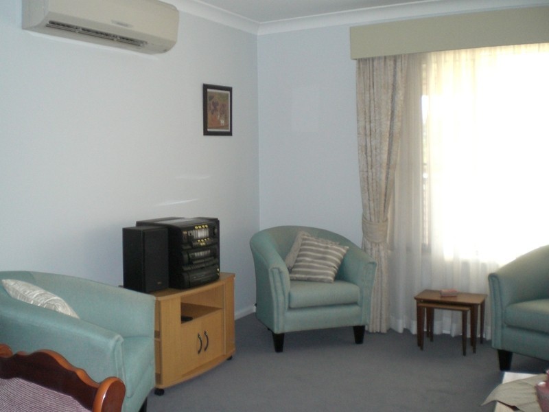 12 Jirramba Ave, Saratoga NSW 2251