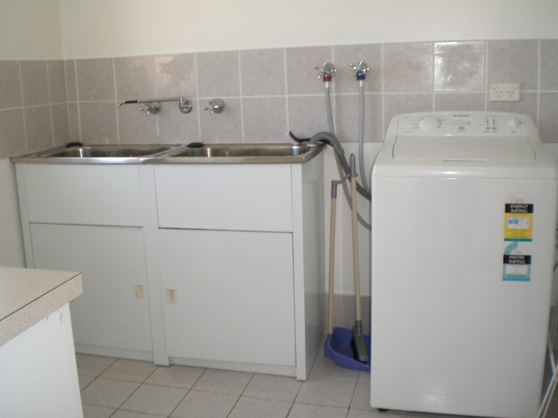 12 Jirramba Ave, Saratoga NSW 2251