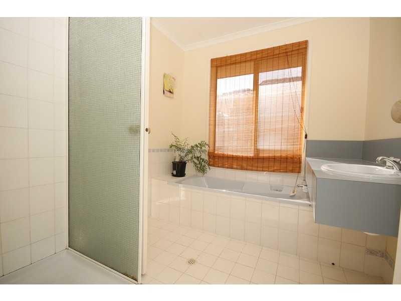 15 Marbury Place, Salisbury Heights SA 5109