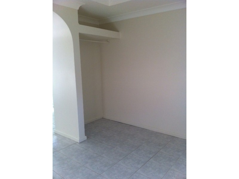 Fairfield West NSW 2165