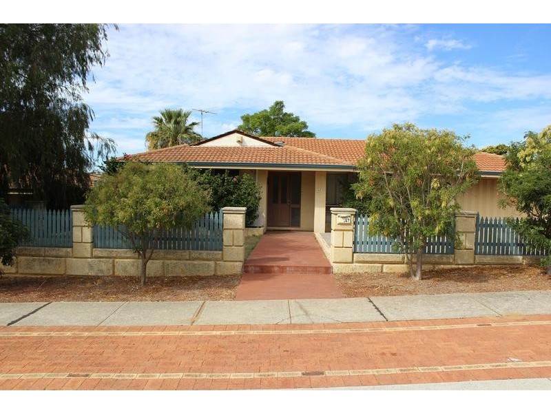 47 Twickenham Drive, Kingsley WA 6026
