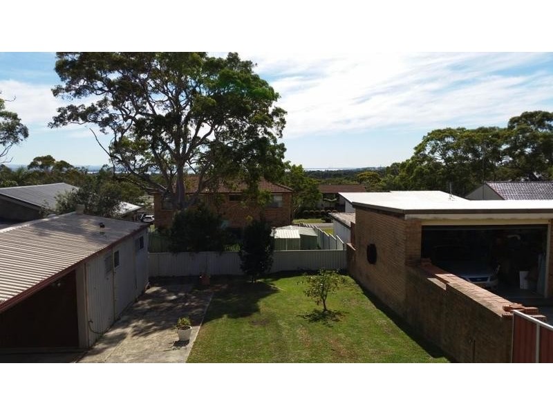 17 Rays Road, Bateau Bay NSW 2261