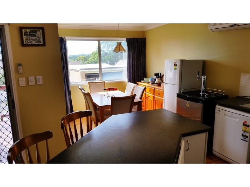 17 Rays Road, Bateau Bay NSW 2261