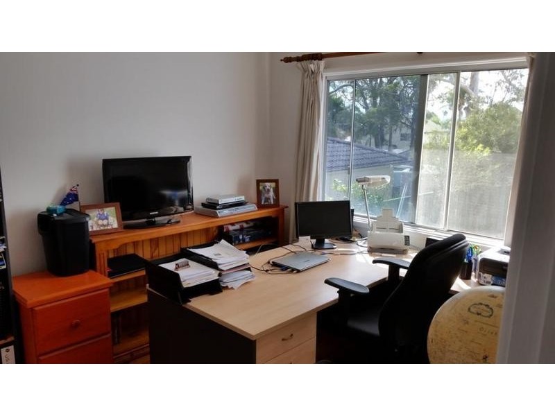 17 Rays Road, Bateau Bay NSW 2261