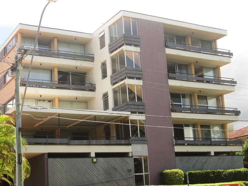 8/188 Butterfield Street, Herston QLD 4006