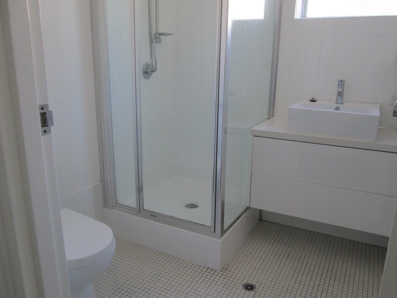 2/188 Butterfield Street, Herston QLD 4006