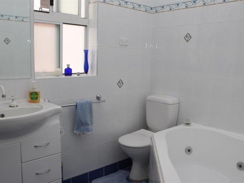 9 Othello St, Blakehurst NSW 2221