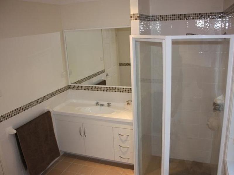 10 Parkinson Ave, Shell Cove NSW 2529