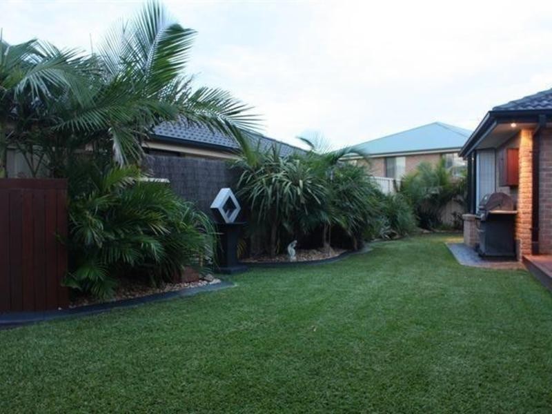 10 Parkinson Ave, Shell Cove NSW 2529