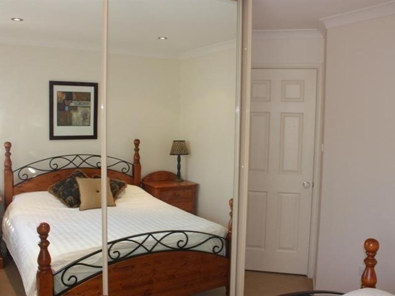 10 Parkinson Ave, Shell Cove NSW 2529